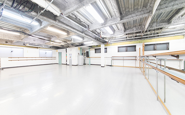 Earnest Ballet Space